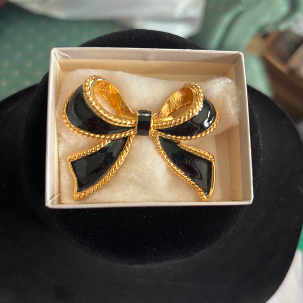 Vintage Kenneth Jay Lane for Avon Black and Gold Enameled Bow Necklace Enhancer